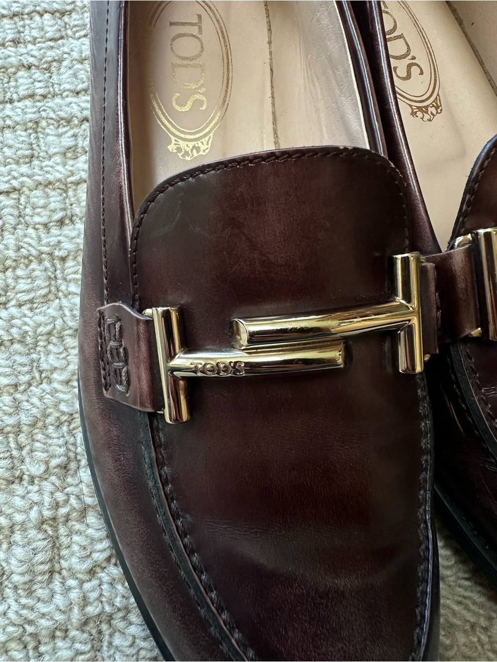 Tod’s Women’s Leather Brown & Gold Classic Loafer Sz 38.5 - Picture 5 of 7